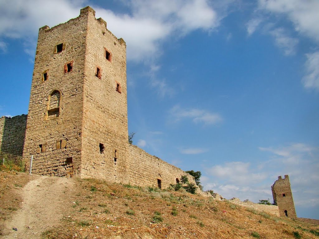 Феодосія - дві башти, Feodosia - two towers, Феодосия - две башни