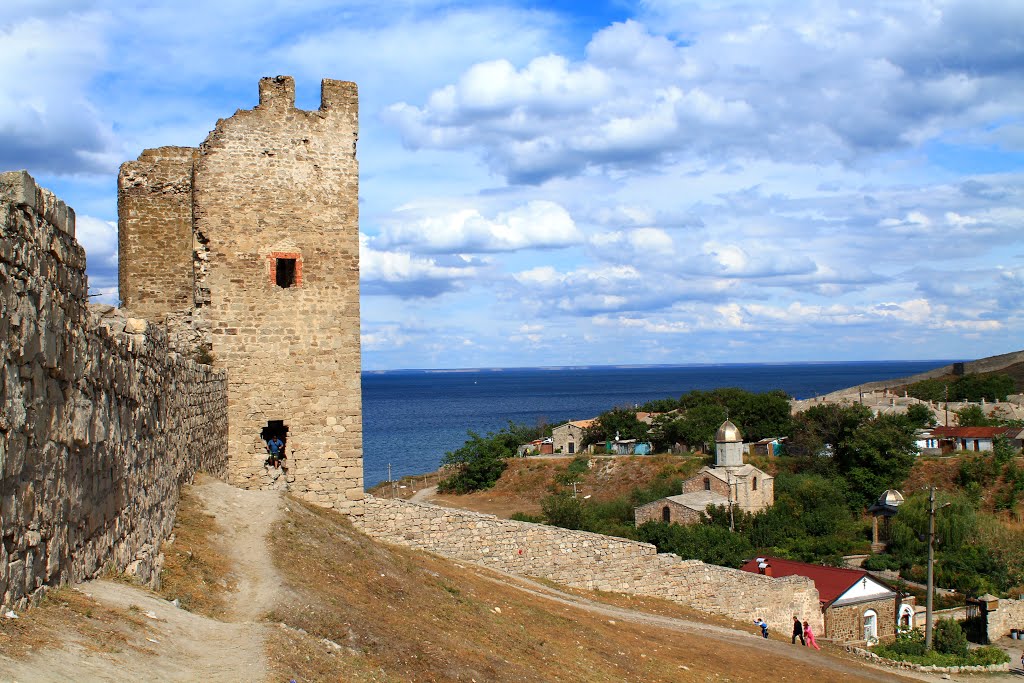 Генуезька Фортеця