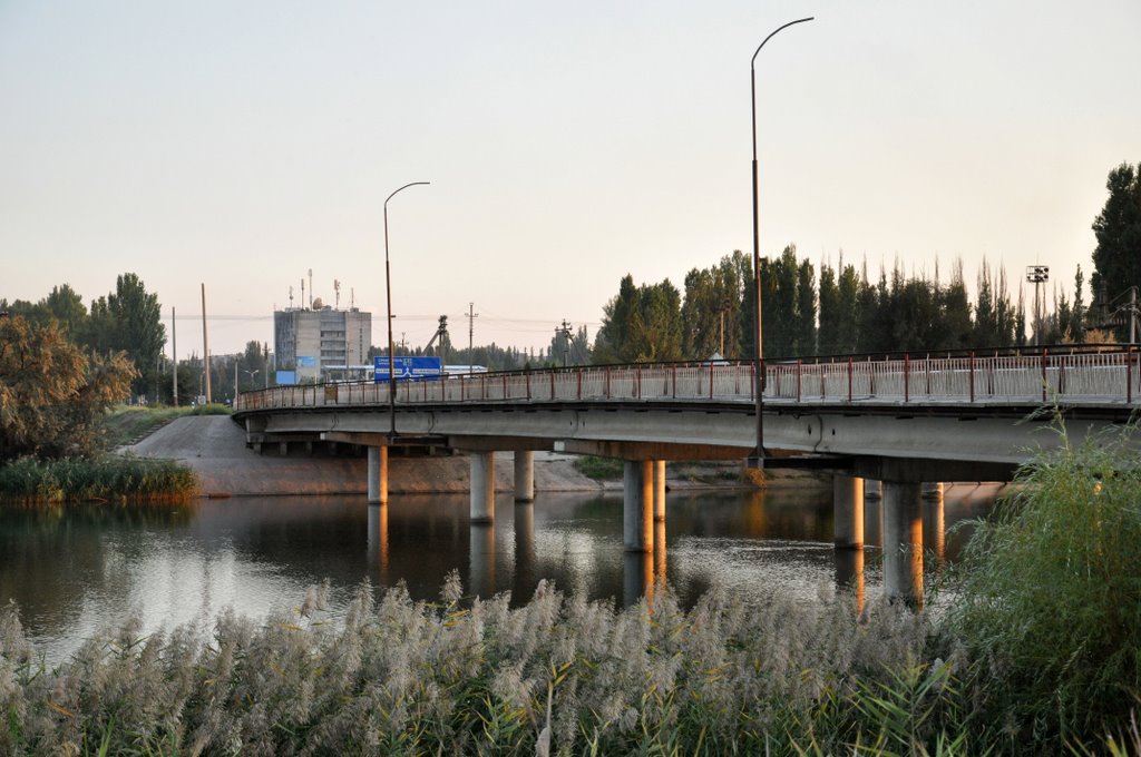 Bridge over the North Crimean channel Armyansk