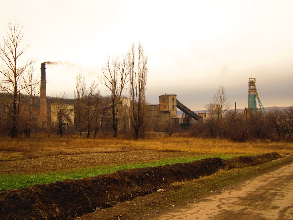 Шахта. Сутоган. Март 2012