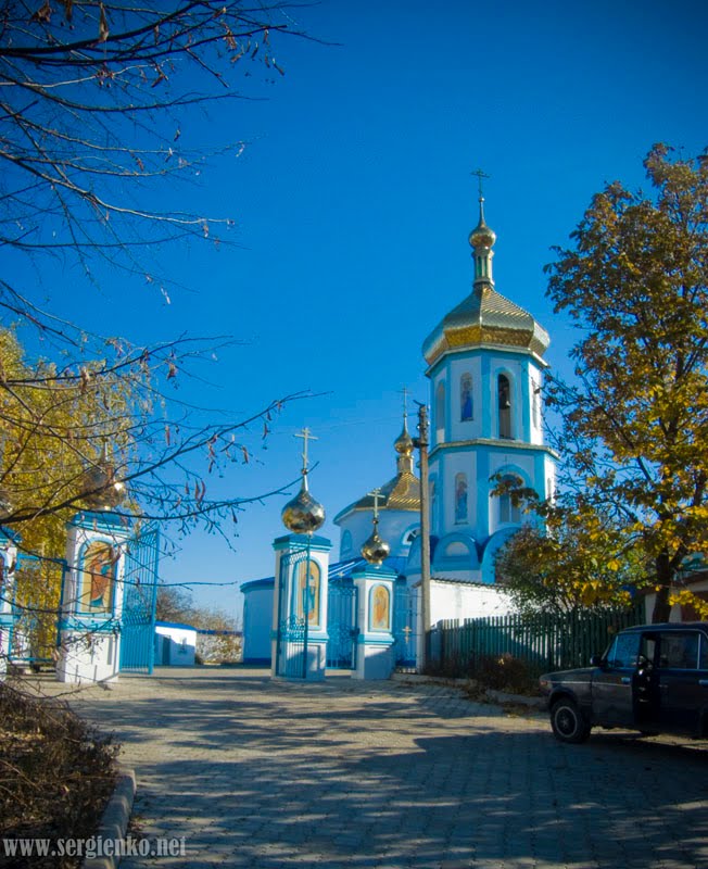 Piously - Uspensky church in Gorskoe. A photo: 2010.Свято- Успенская церковь в Горском. Фото: 2010.