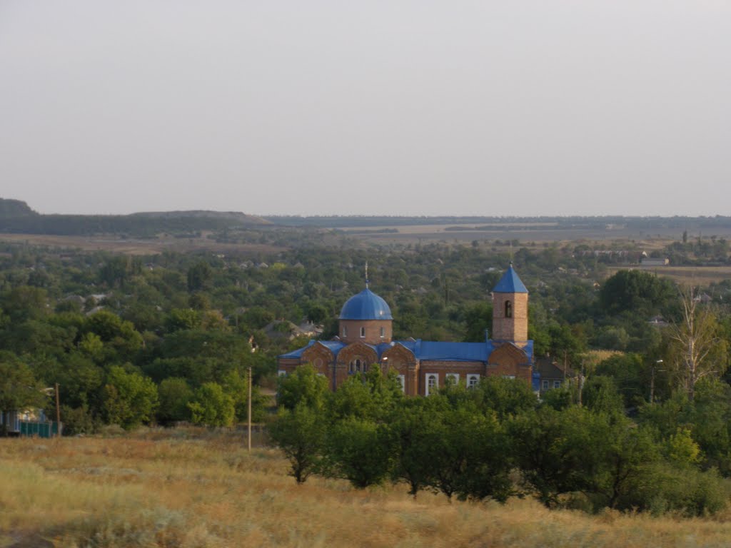 Свято-Троицкий храм в пос. Зимогорье