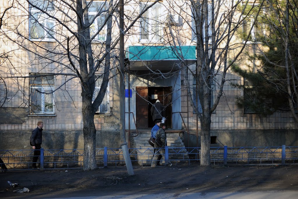 Вход в паспортный стол