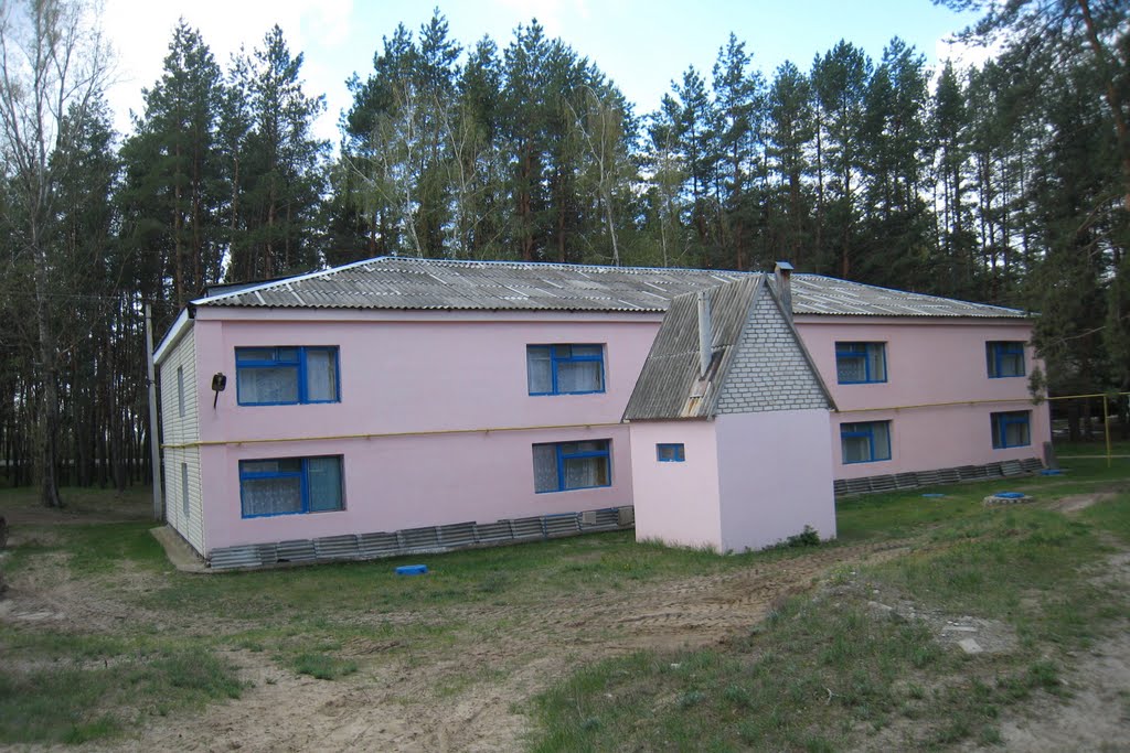 Новопсков: корпус для девочек. :) Novopskov: building for girls. :)