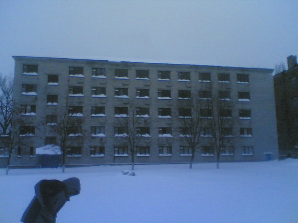Общежитие в 74 училище.