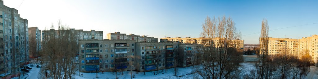 Вид с моего балкона 14 дома (40 лет)