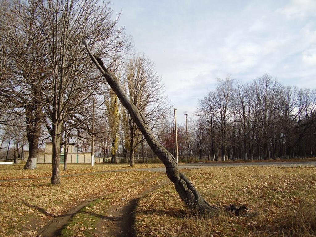 Деревяная скульптура