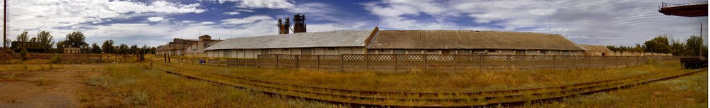 Панорама возле склада и маслобойни с 6-ти фото