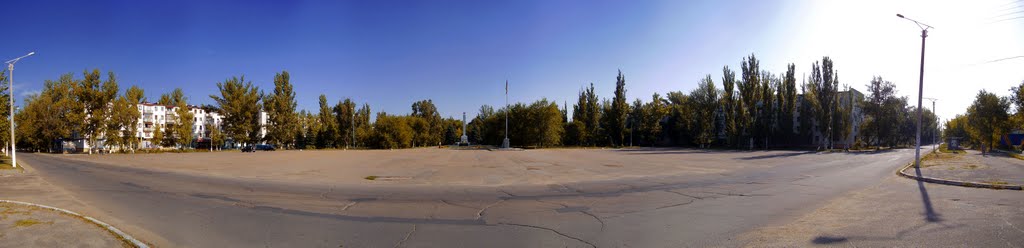 Панорама площадь труда с 8-ми фото