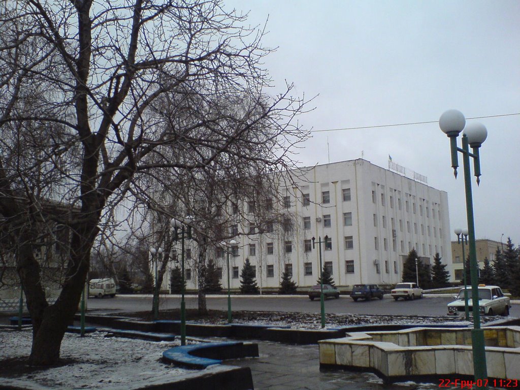 Адм.будинок