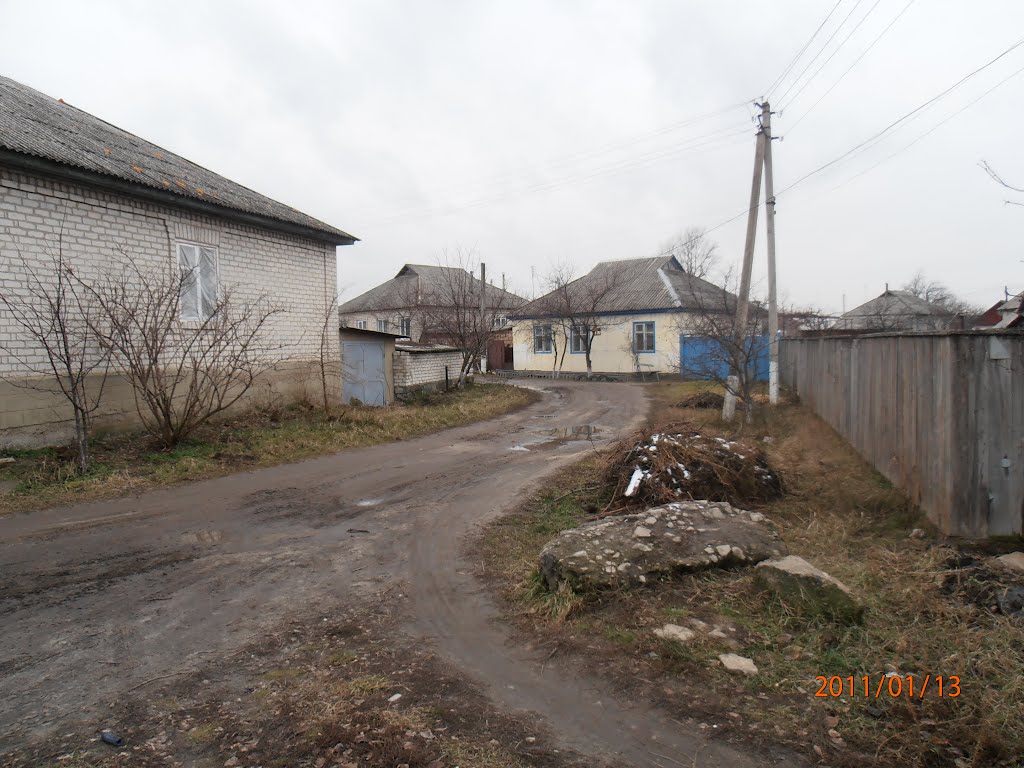 Провулок від Постишева праворуч