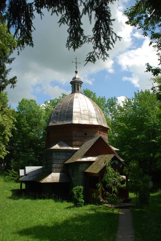 Онуфріївська церква в Буську