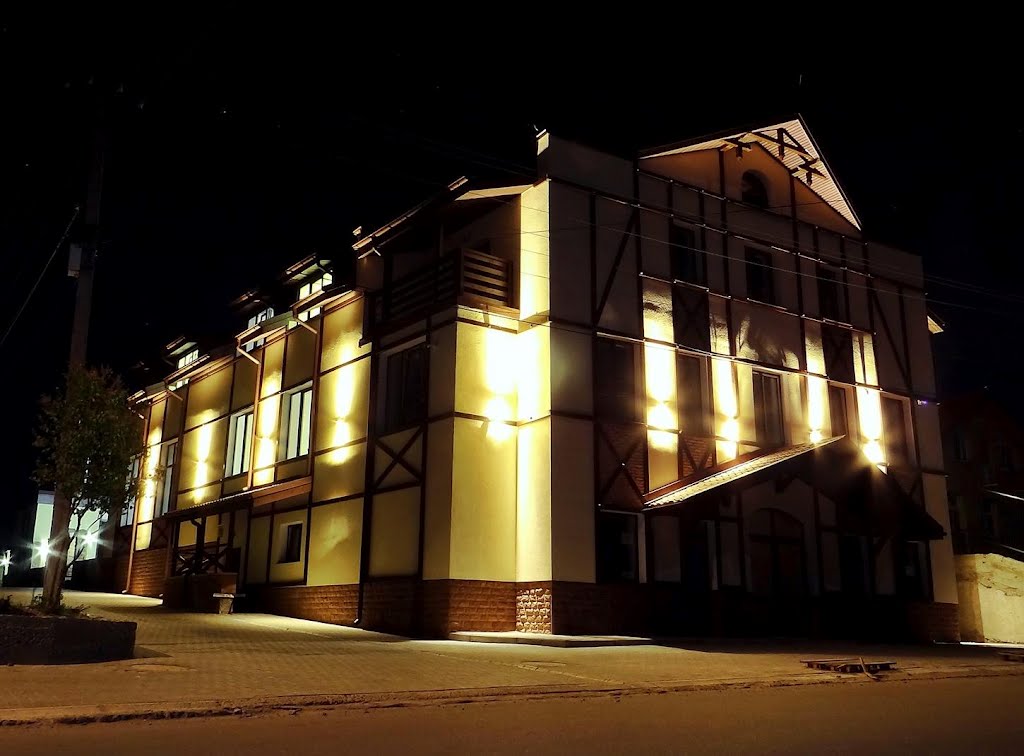 Золочів - готель Золота підкова, Zolochiv - hotel