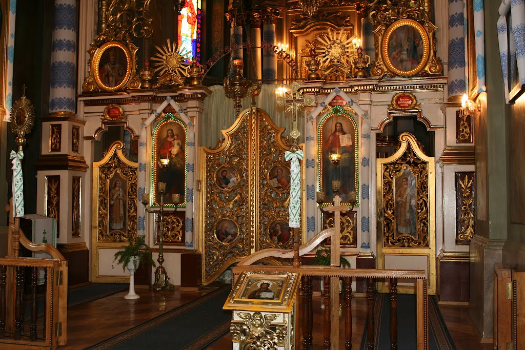 Камянка-Бузька. Храм Різдва Пресвятої Богородиці.