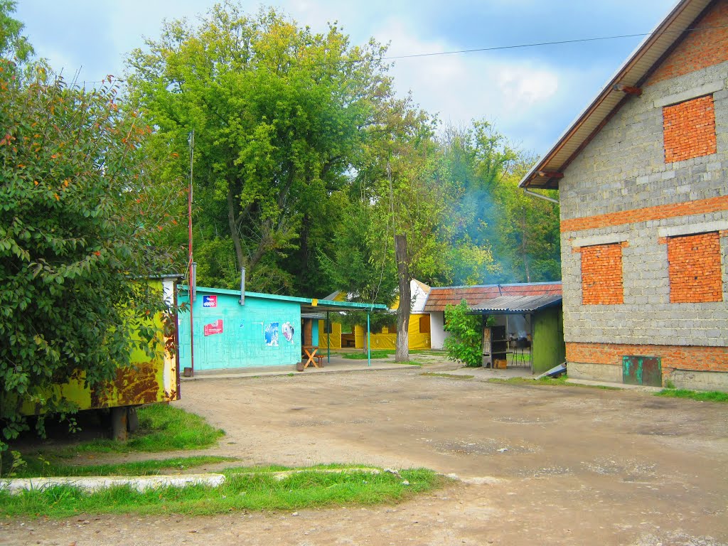 Кафе-бар "У Ришька" ТзОВ "Кондор"