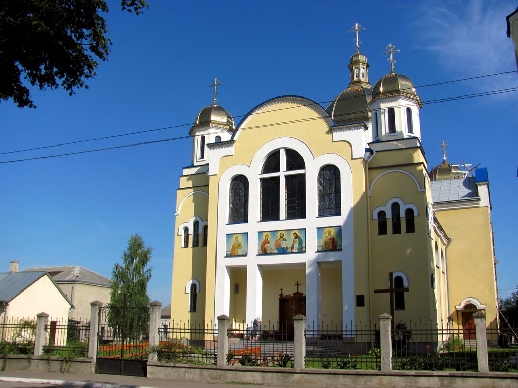 Храм Св. апп.Петра и Павла.