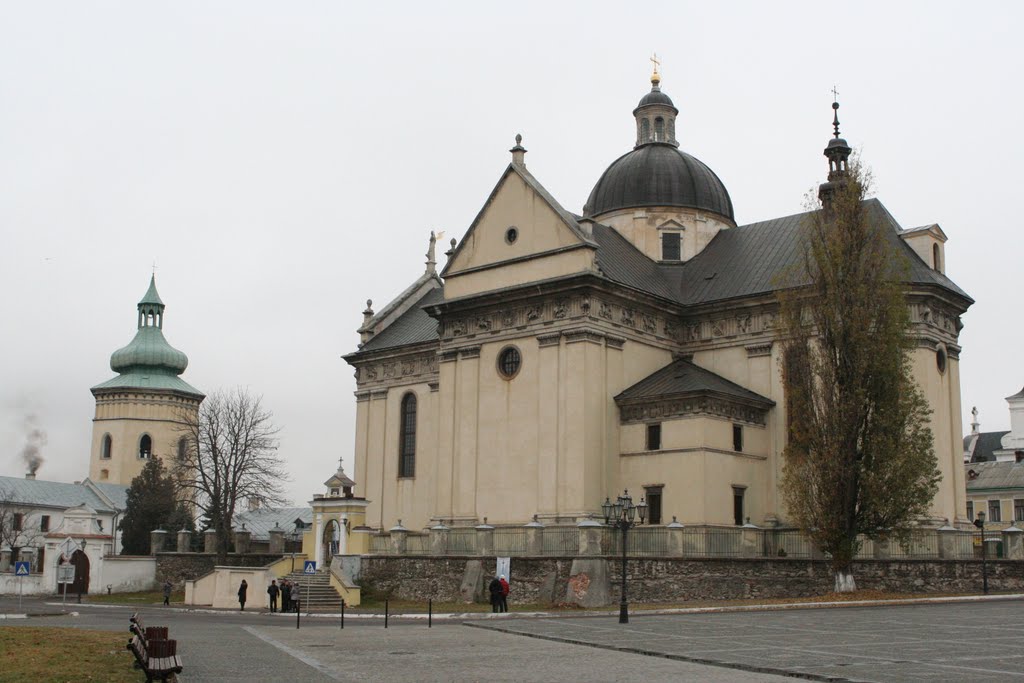 м. Жовква. Костел св. Лаврентія (1606 р.)