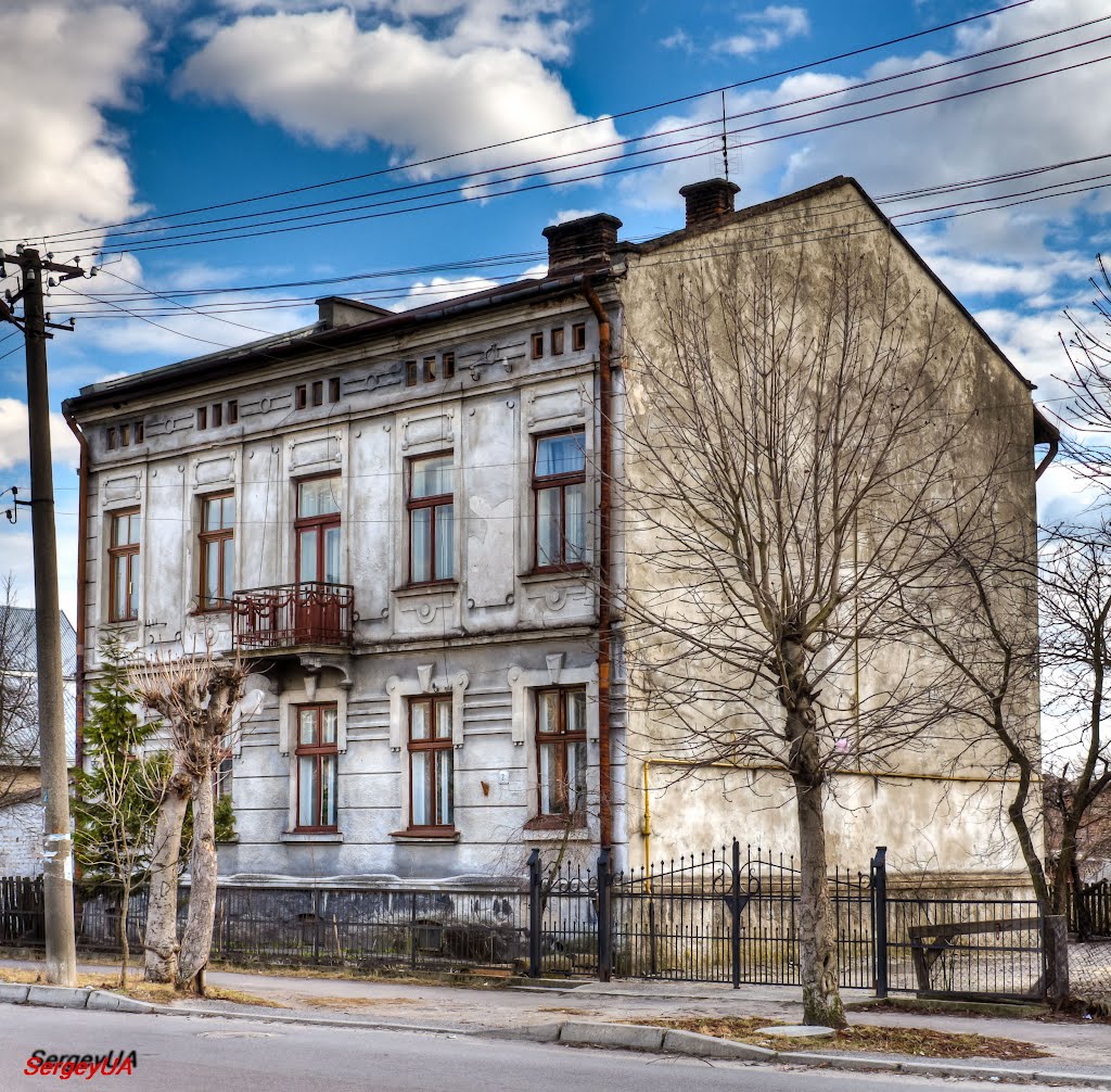 ул. Ю.Гагарина, 2