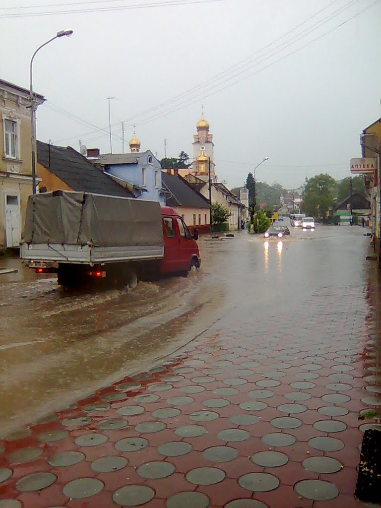 thunderstorm vs system of overflow-pipe (message to the mayor of this city)