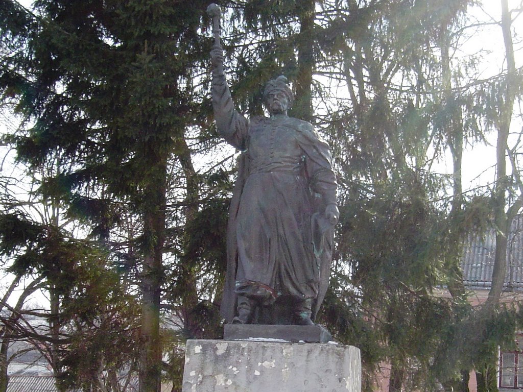 Peremyshliany-monuent Hmelnyzkyi B.