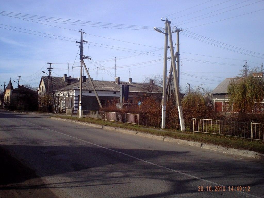 На зупинці