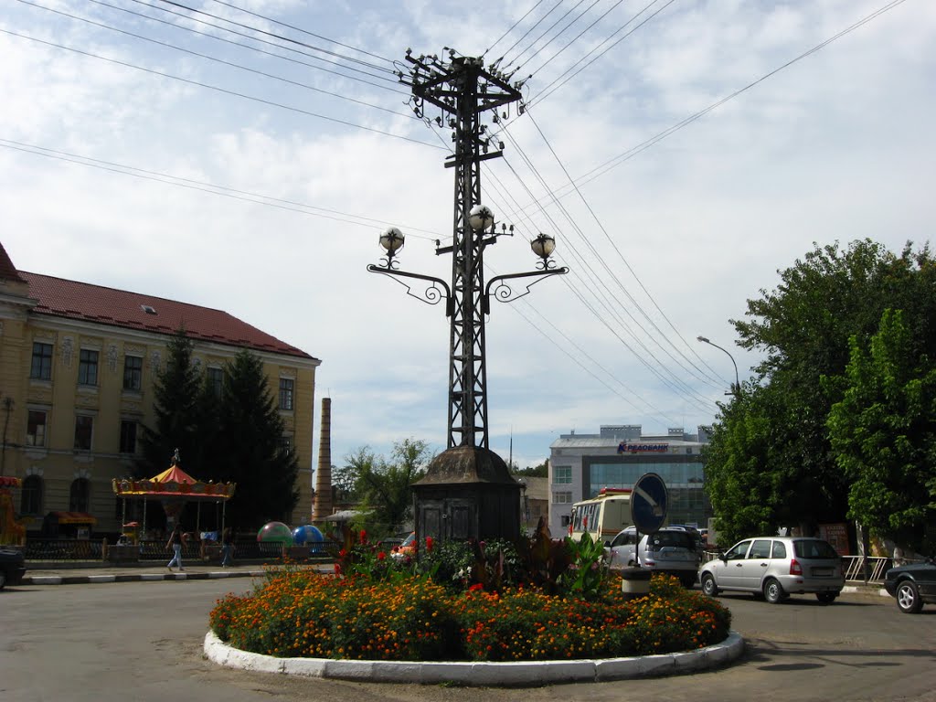 ►Старовинний електричний стовп