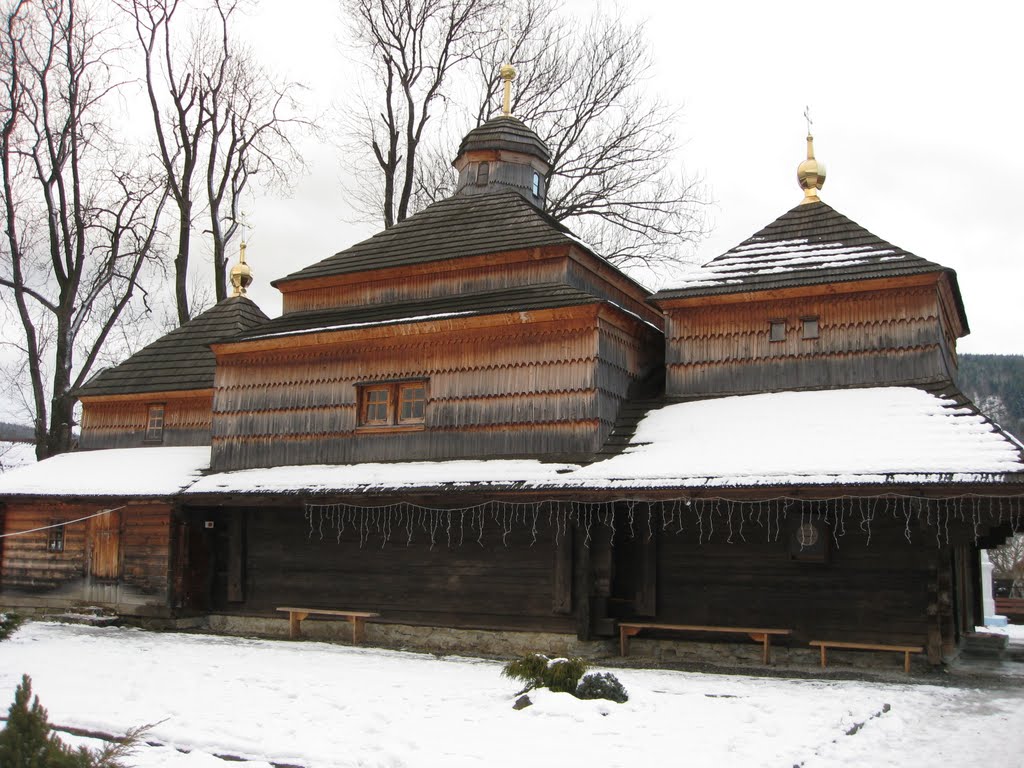 Сколе (Львівська обл.) - Церква св. вмч. Пантелеймона XVI ст.