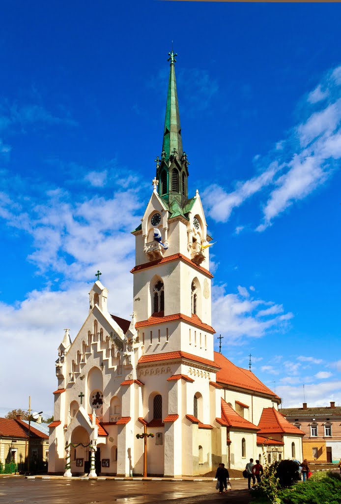 Католический костёл Св. Девы Марии, 1425 г.