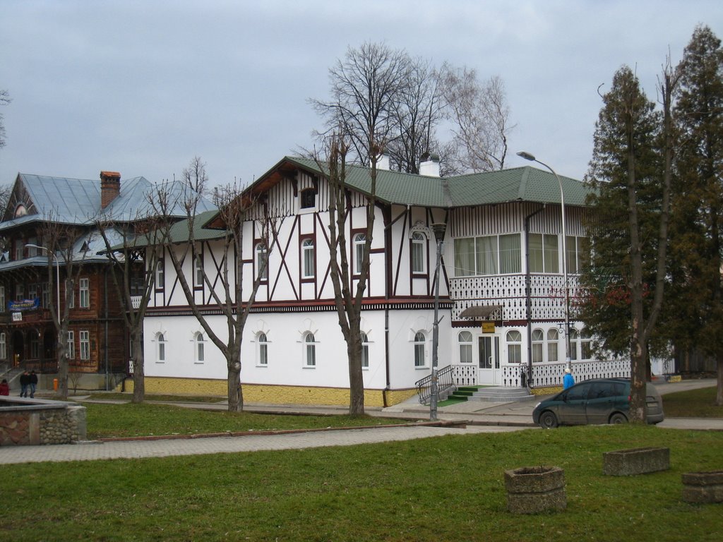 Old part of the city. Старая часть города.