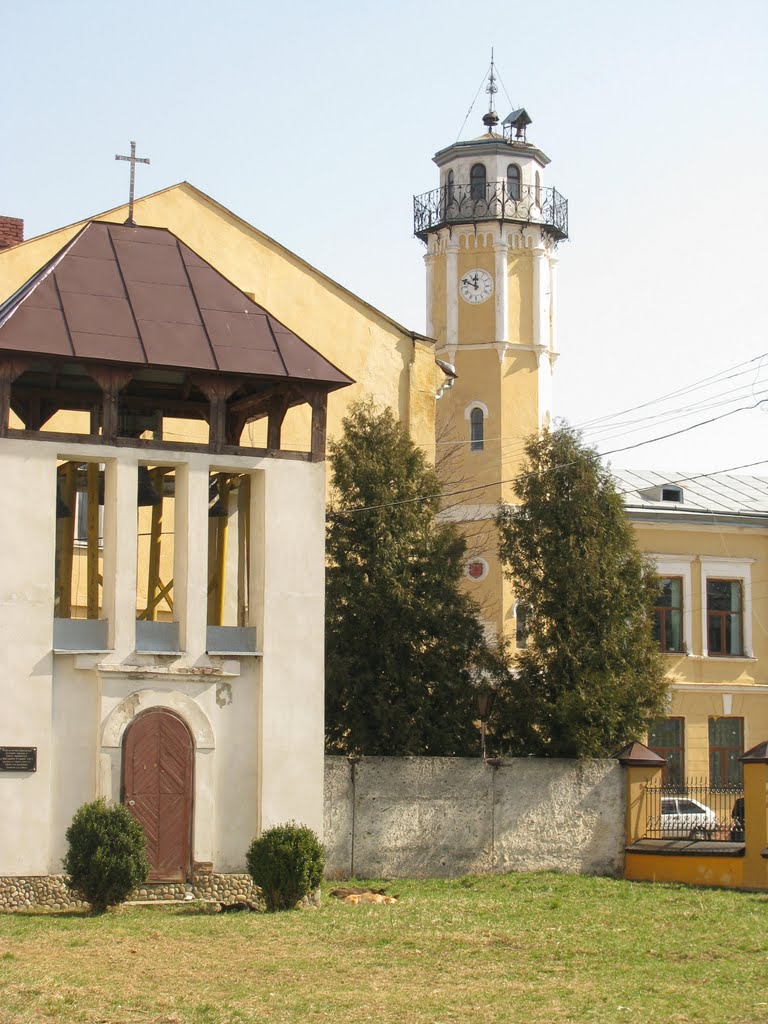 Ратуша та дзвінниця костелу