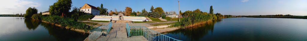 Панорама . Вид с мостика.