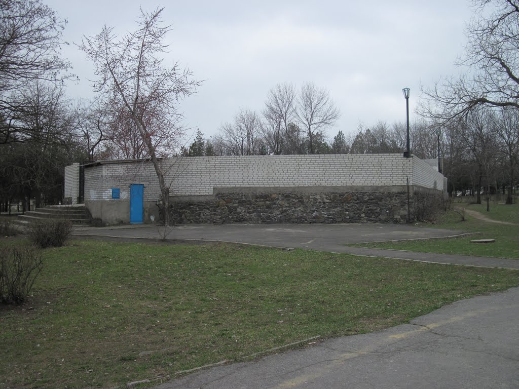 парк Островского клетка