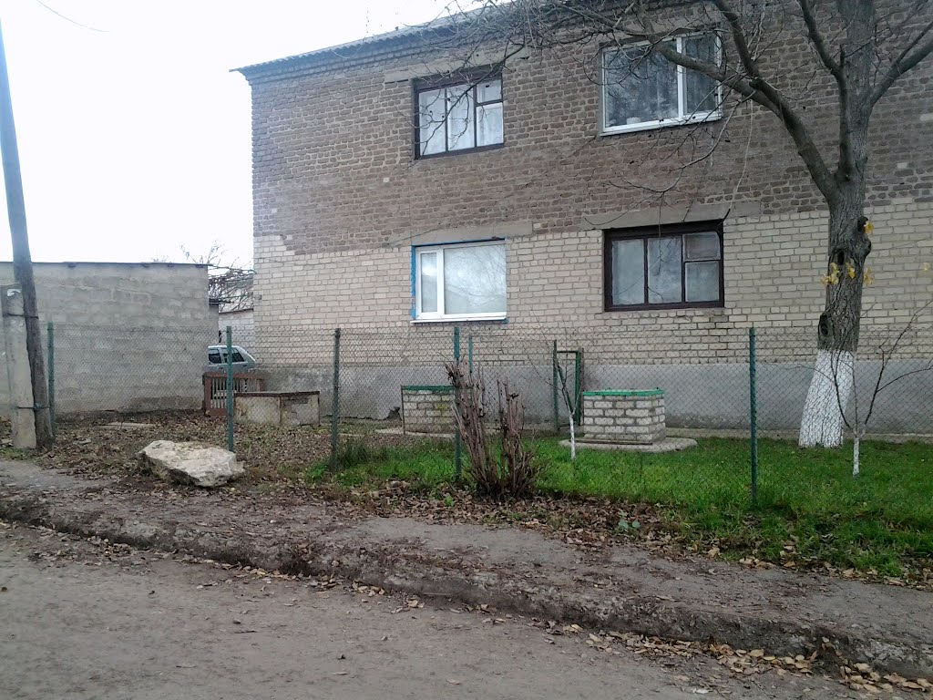 8 кв дом