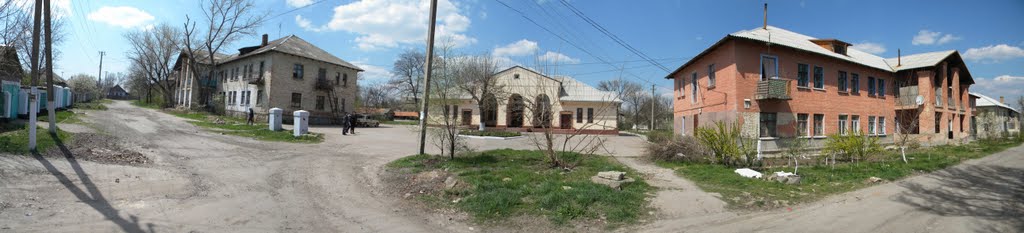 Возле столовой (Панорама)