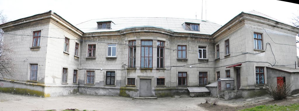 Административное здание, вид со двора