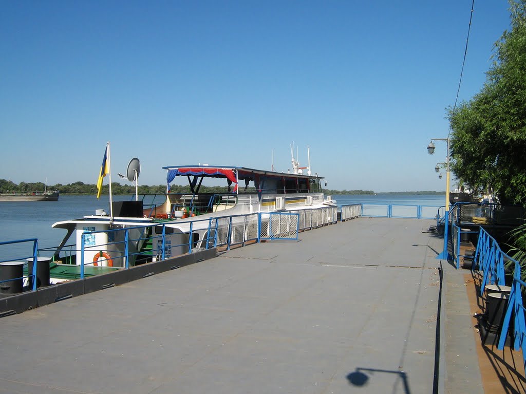 ►На причале в Вилково