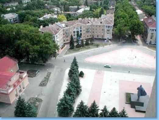 ПЛОЩАДЬ ТРУДА