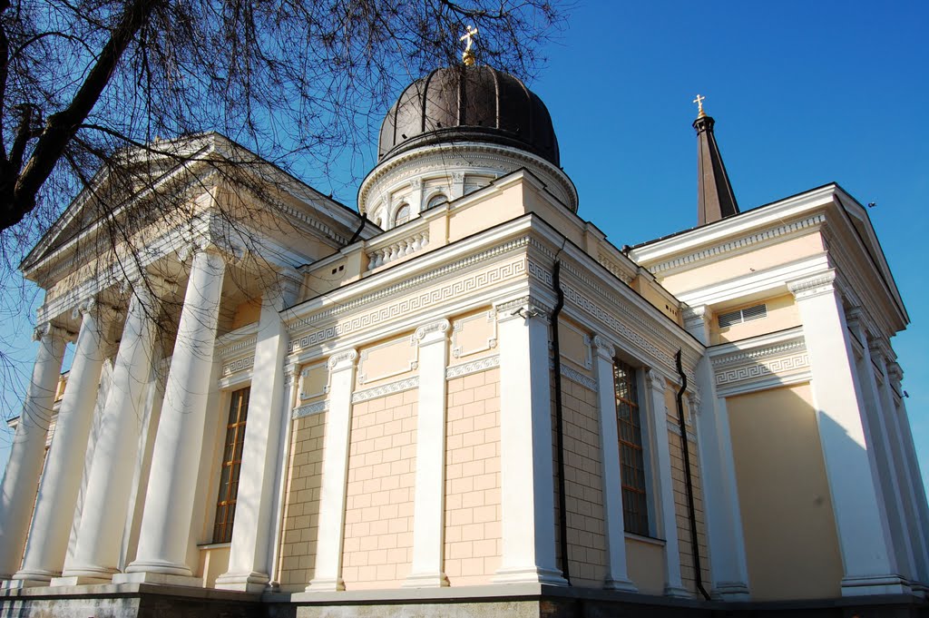 The mighty beauty of the Preobragensky cathedral