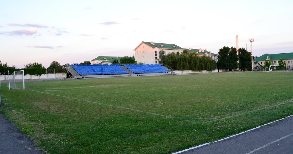 20140615 - Сонце сідає... Стадіончик
