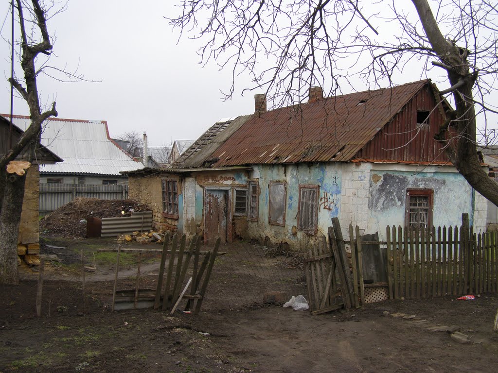 Раздельная - город контрастов.