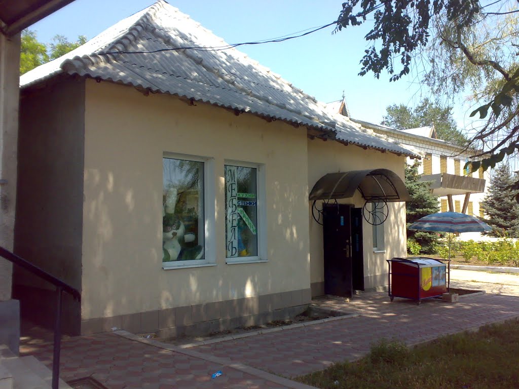Мебельный магазин