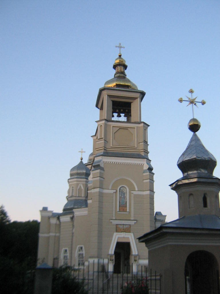 Свято-Успенский Собор, Гадяч