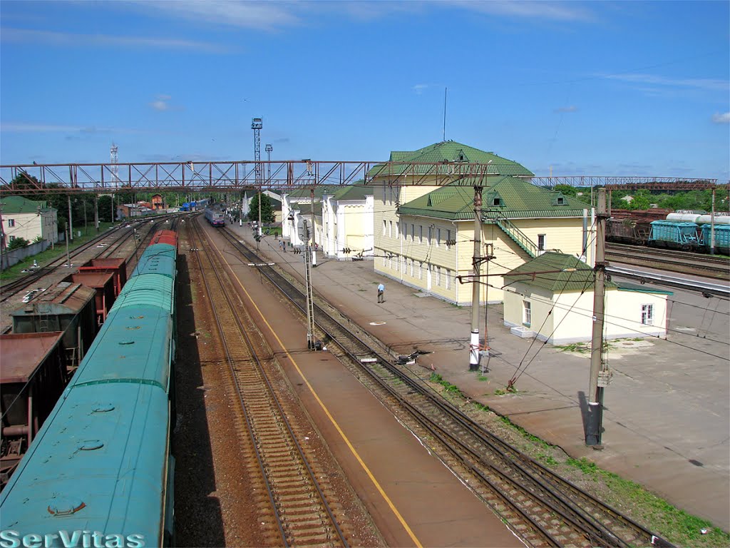 Ст. Гребёнка, южная сторона вокзала.