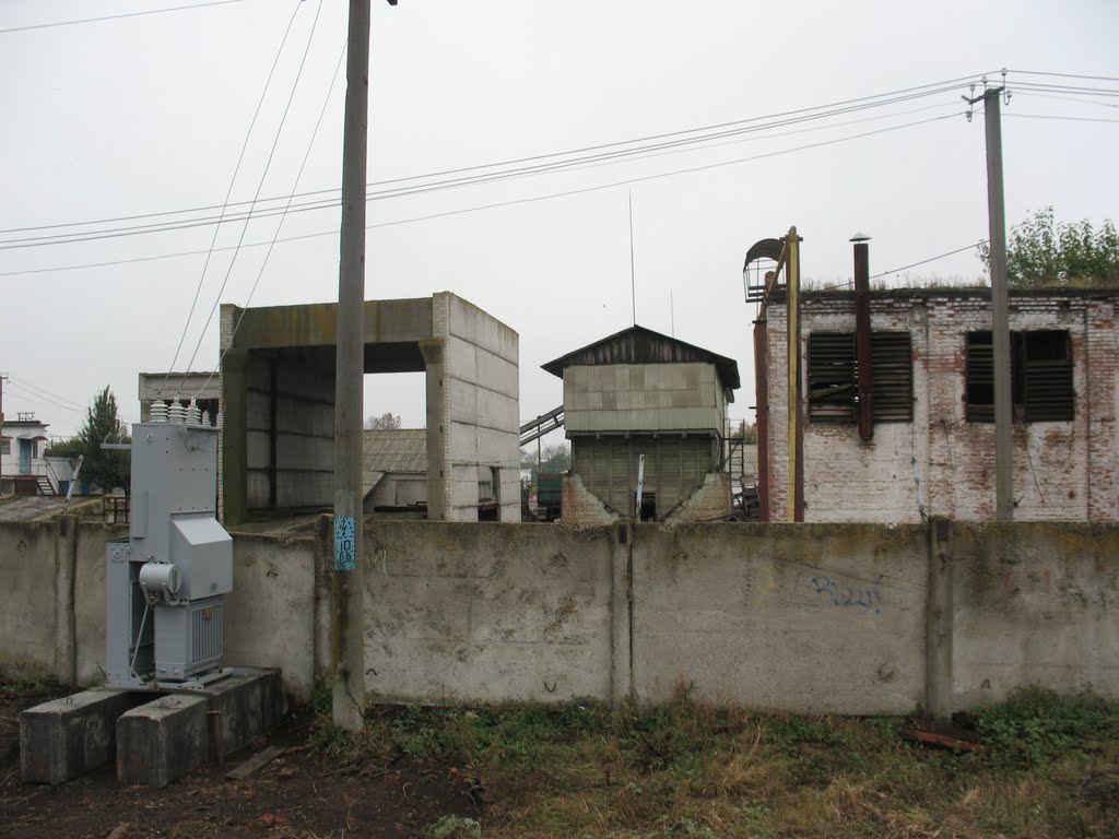 Карловский элеватор