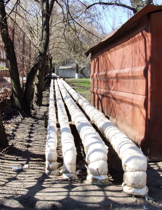 Tubes. Apr 2006