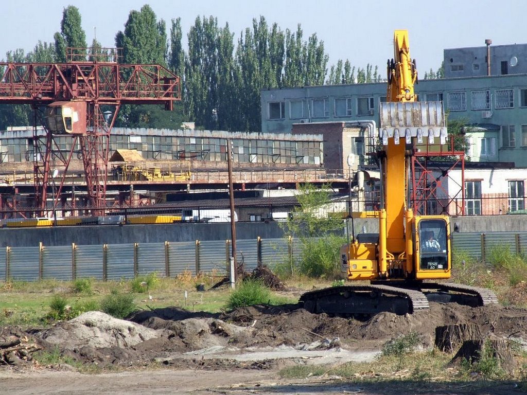 Вevourer of the ground. Aug 2006