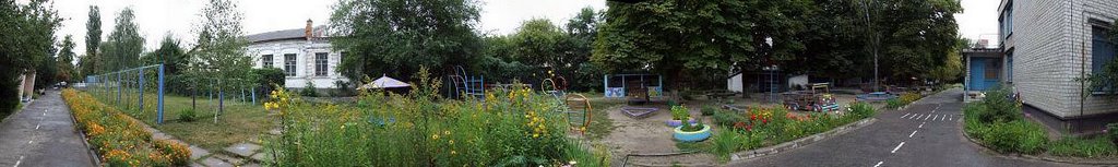 Kindergarten "Chajka" (Seagull). Aug 2006