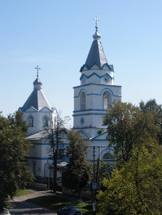 Храм ...
