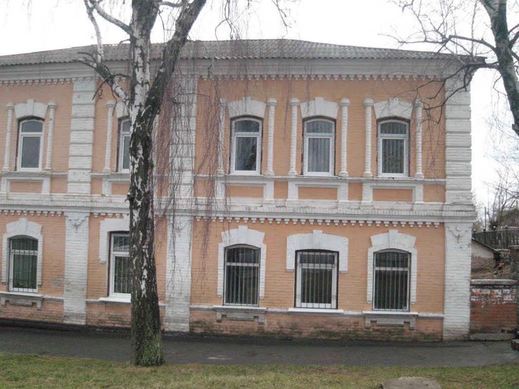 Споруда 19 ст. в центрі