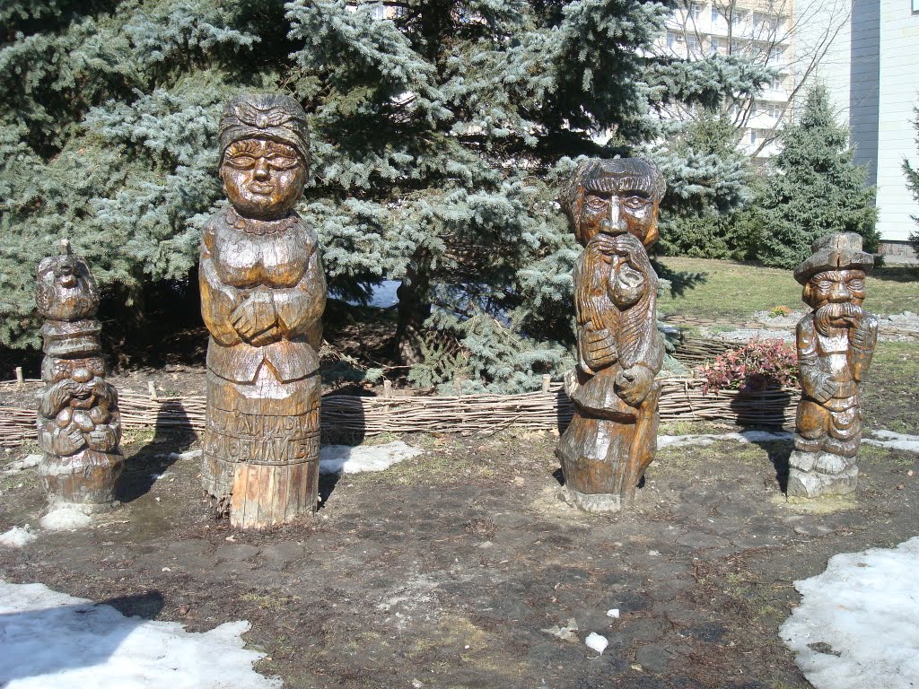 Деревянные идолы